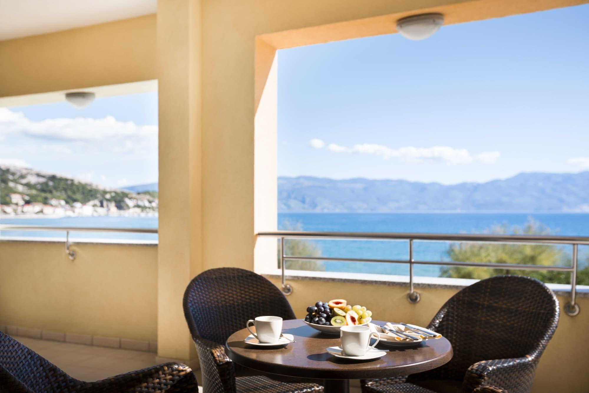 Valamar Atrium Residence Baška Exterior foto